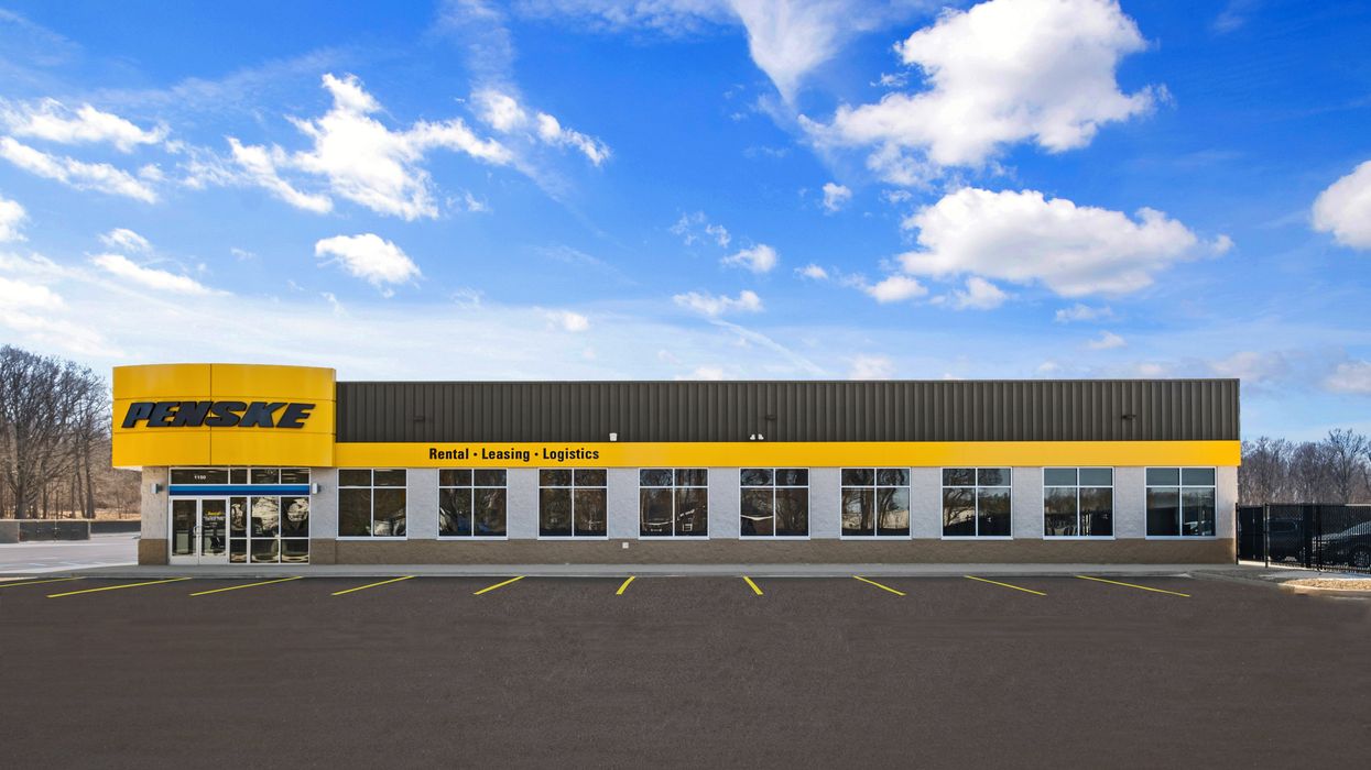 A Penske Truck Rental location from the outside.