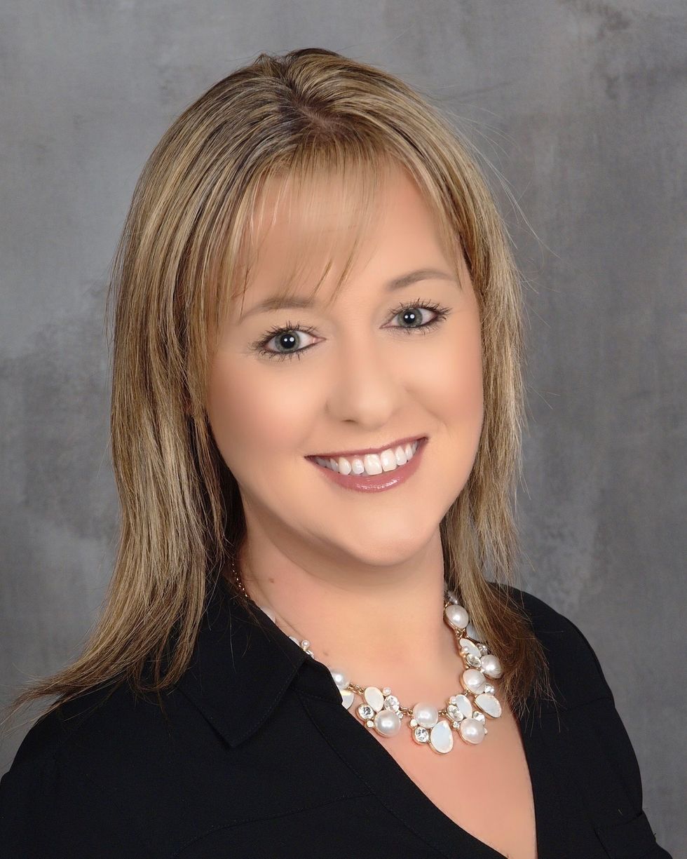 Dawn LaPlaca Headshot