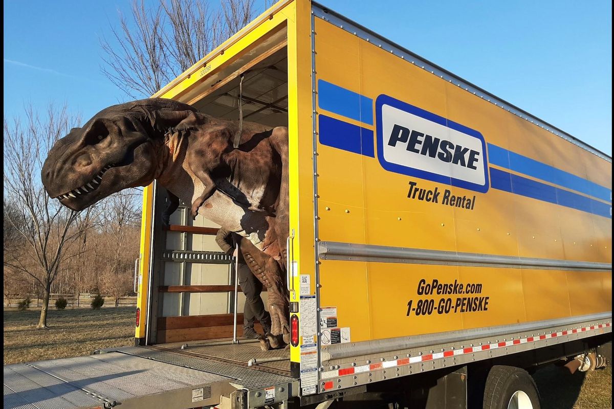 Dinosaur in penske truck