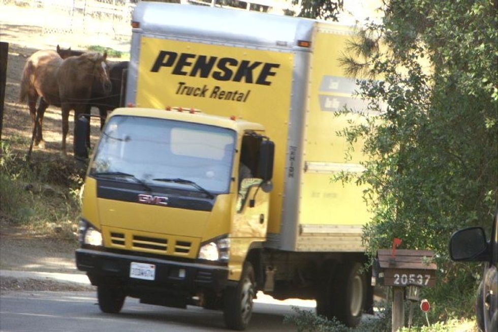 
Hot Independent Movie “I Will Follow” Features Penske Truck Rental
