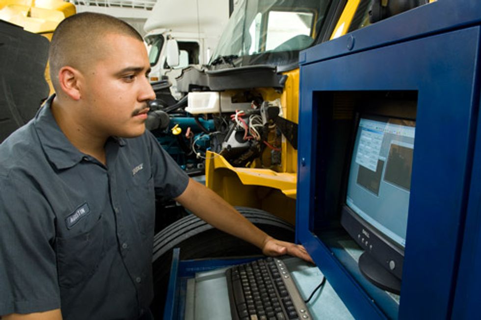 
Interested in a Fleet Maintenance Career at Penske?
