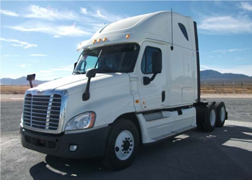 
Penske 2011 and 2012 Freightliner Trucks Ready to Lease
