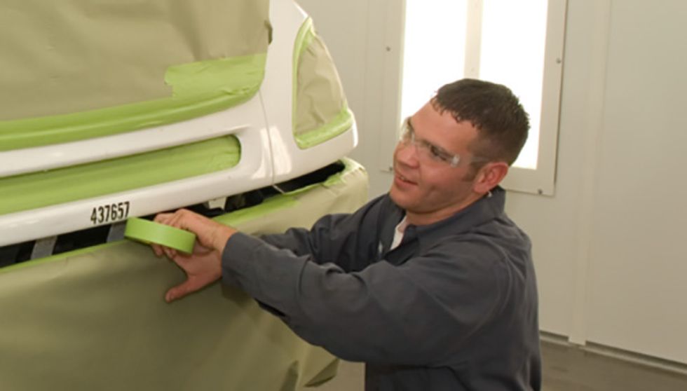
Penske Hiring Body Shop Technicians in Connecticut
