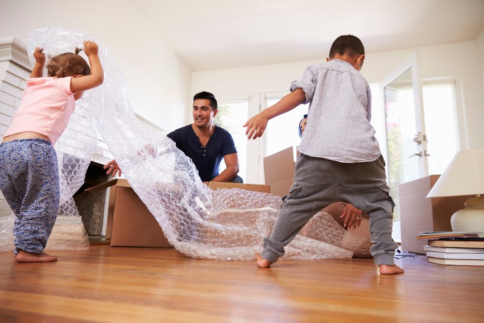 
Make Moving Stress Child’s Play
