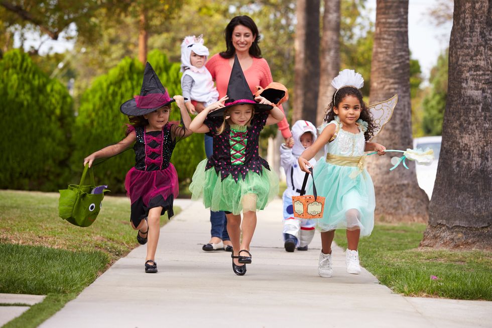 
Conjuring Up Fun for Your Halloween Cross-Country Move
