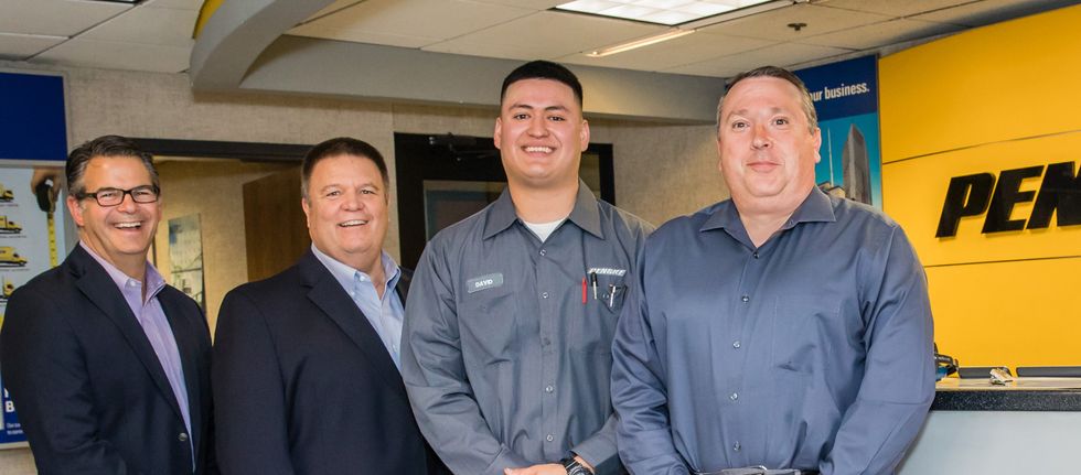 
Penske Truck Leasing Completes 1 Millionth Voice-Directed Preventive Maintenance Inspection

