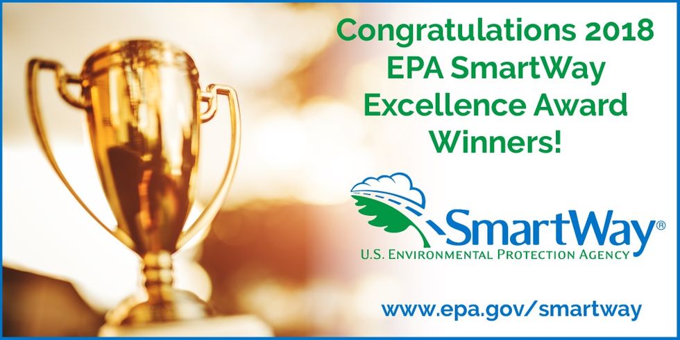 
Penske Logistics Receives Freight Carrier Excellence Award from U.S. EPA SmartWay
