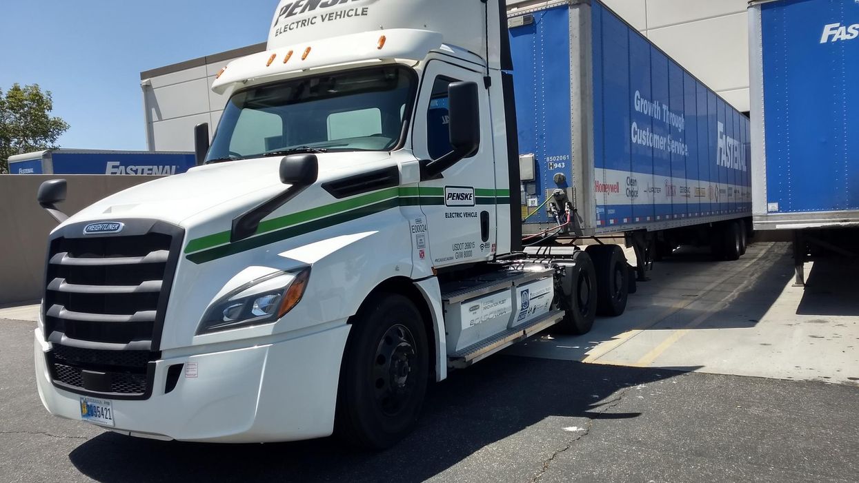 Fastenal Teams With Penske to Pilot Freightliner Electric Tractor