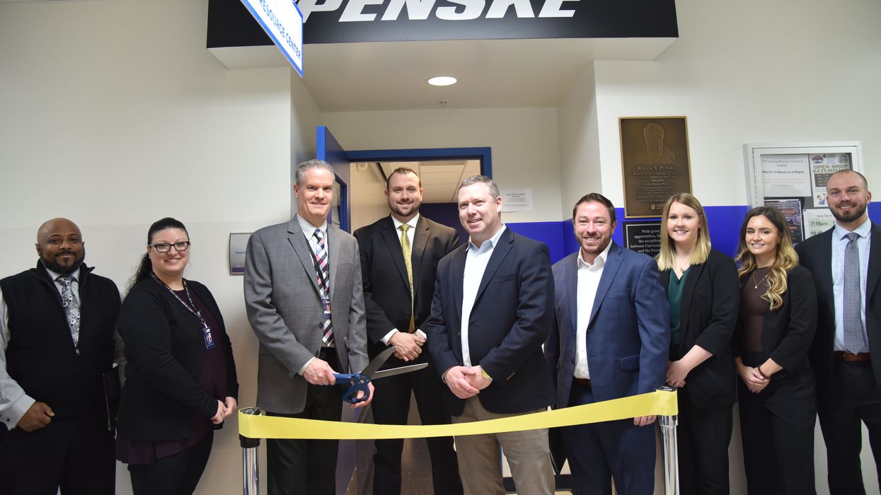 Penske Truck Leasing Dedicates Learning Resource Center