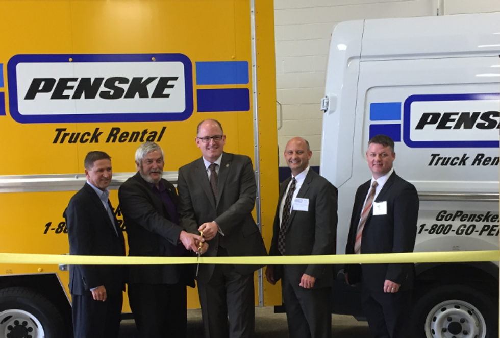 
Penske Truck Leasing Opens in Windsor, Ontario
