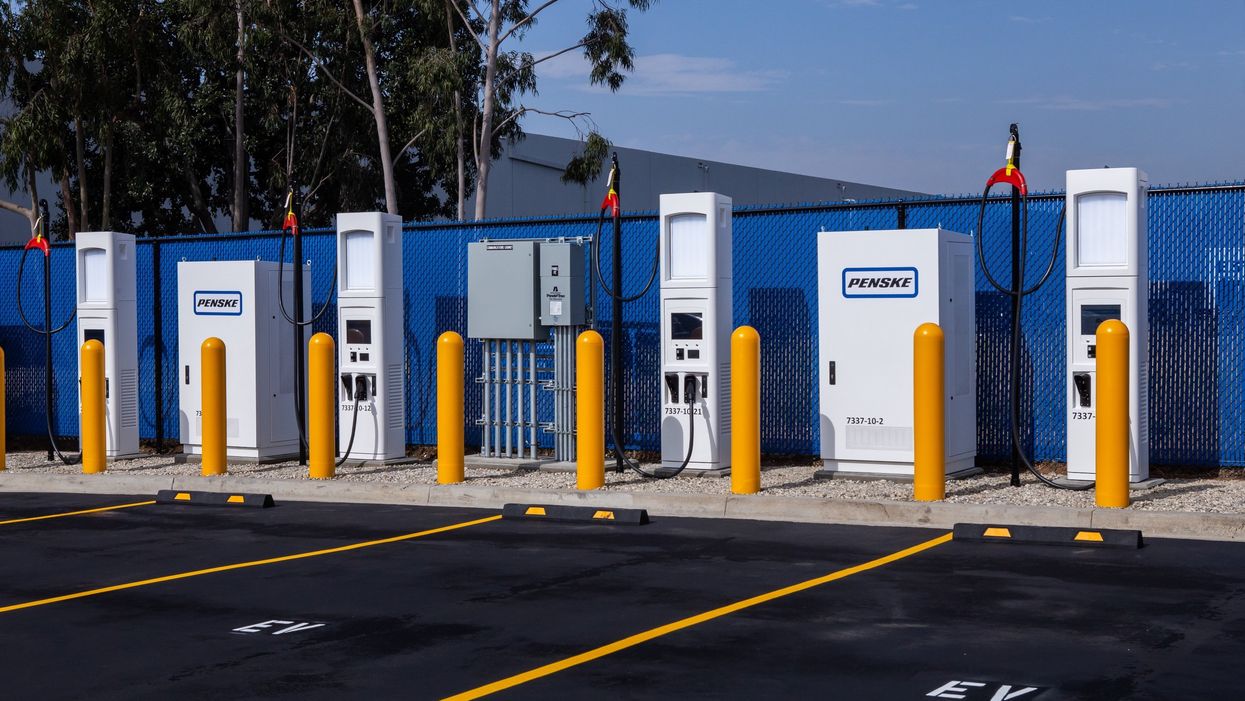 penske charging station