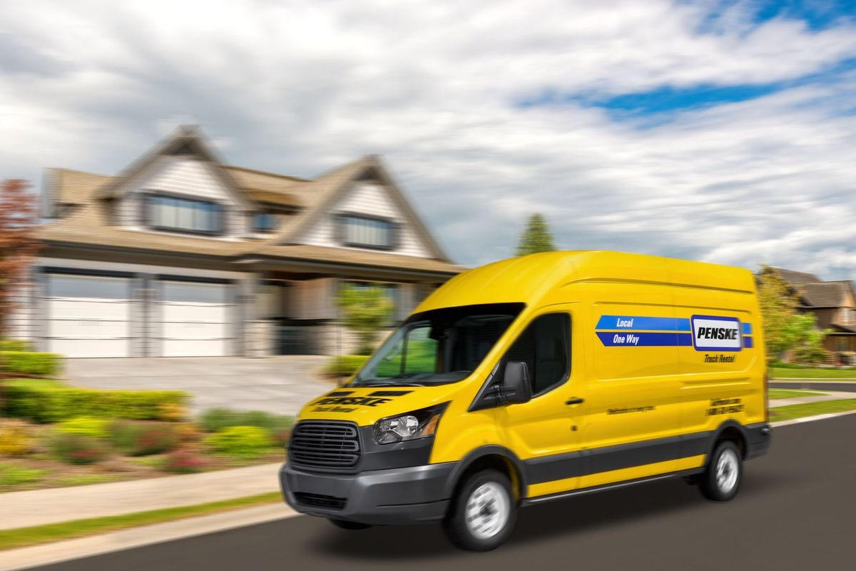 penske panel van