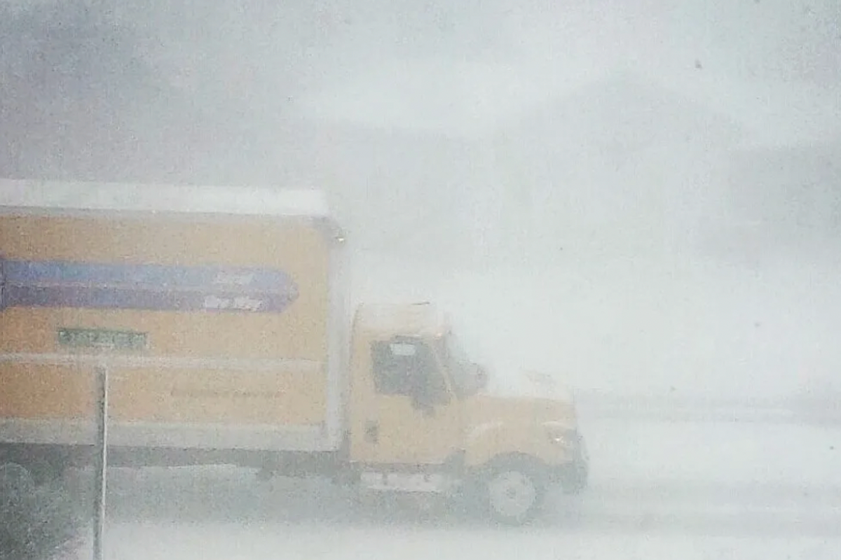 Penske truck in snow