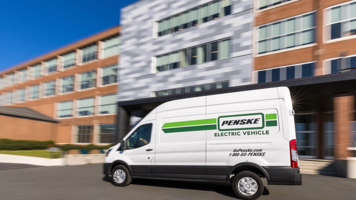 Penske Truck Leasing has added the Ford E-Transit to its electric truck fleet.