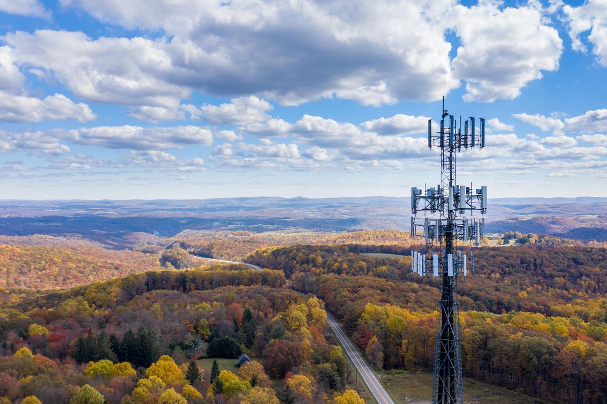 Penske Truck Leasing is urging its customers who use 3G telematics systems to upgrade to 4G or 5G networks, as major carriers will retire their 3G networks in 2022.